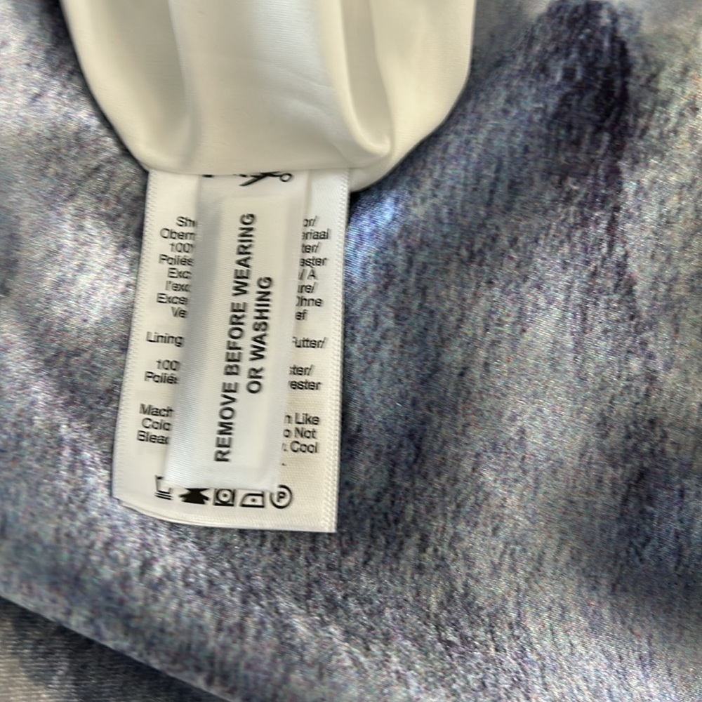 Abstract Pattern Satin Dress - Picture 8 of 11